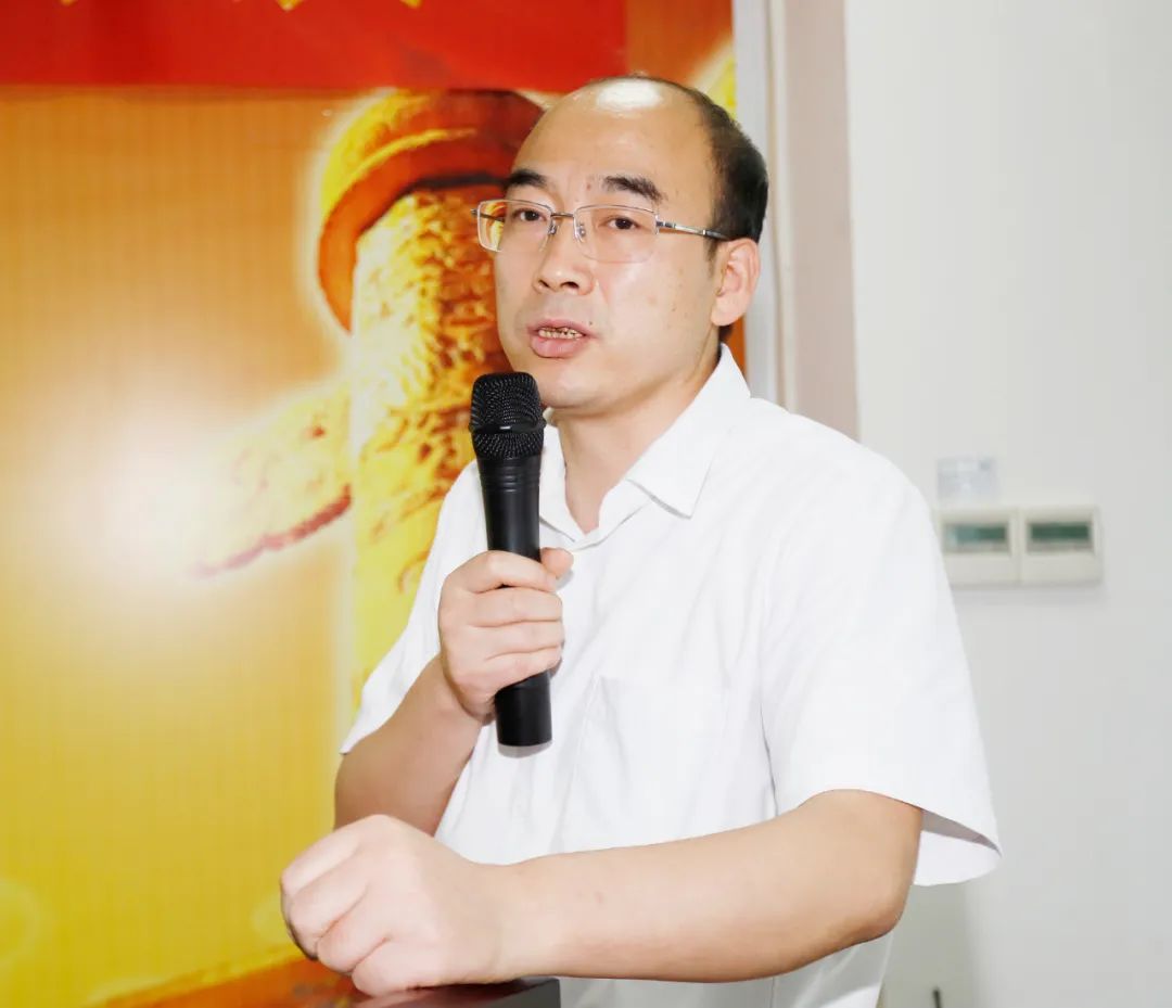 鼓足干勁·再創(chuàng)輝煌 | 花花牛乳業(yè)集團(tuán)召開經(jīng)銷商座談會