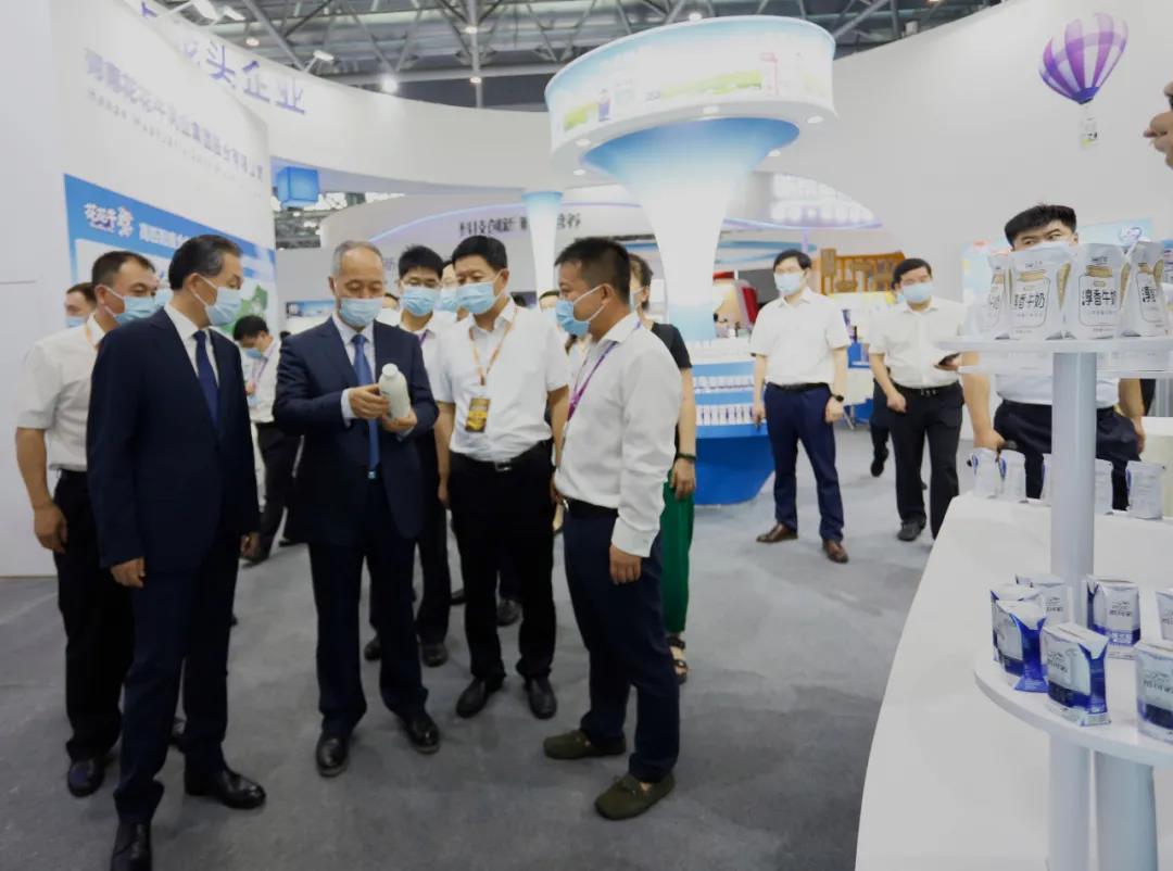 第十二屆中國(guó)奶業(yè)大會(huì)、中國(guó)奶業(yè)展覽會(huì)暨2021中國(guó)奶業(yè)20強(qiáng)（D20）峰會(huì)在合肥盛大召開(kāi)
